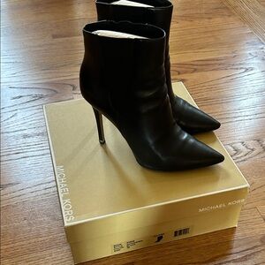 Michael Kors Black Leather Pointed Toe Stiletto Ankle Boots